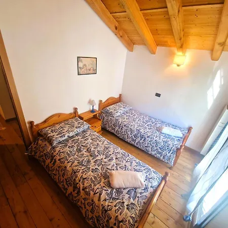 Battu O Belin, Papillon Alpstuga Chamonix