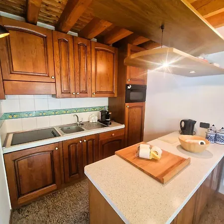 Battu O Belin, Papillon Chalet *
