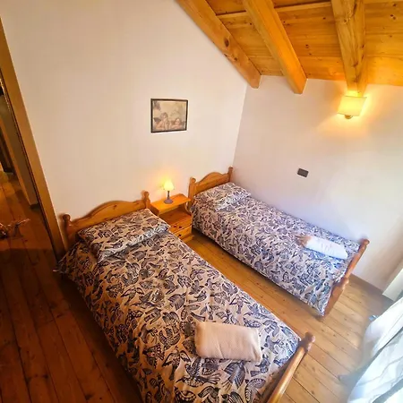 Battu O Belin, Papillon Chalet *